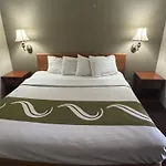 Rodeway Inn & Suites South Of Fiesta Park
