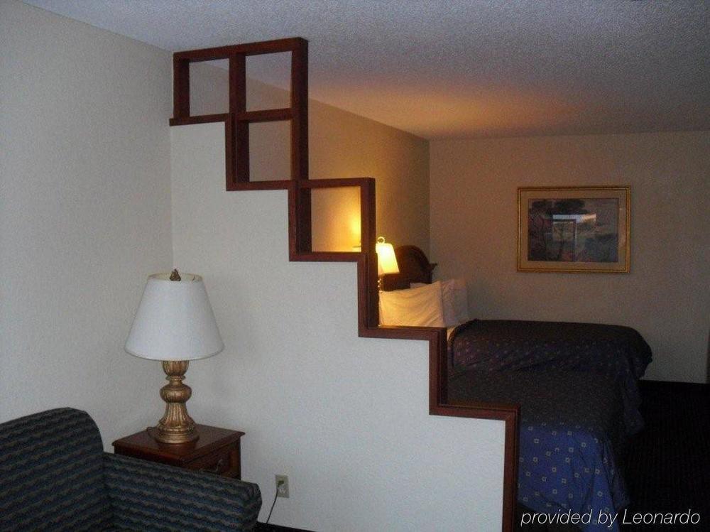 Rodeway Y Fiesta Park Hotel San Antonio